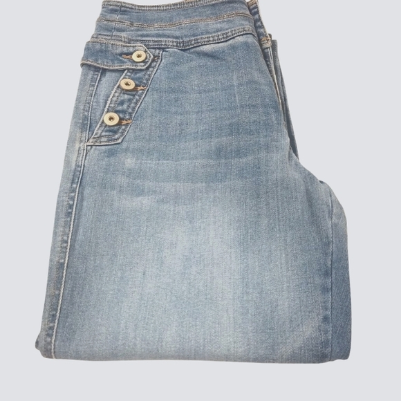 INC | High Rise Wide Leg Jeans. - Picture 5 of 7